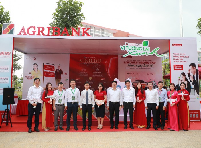 Agribank đơn vị tài trợ vàng Hội nghị xúc tiến đầu tư Đại học Quốc gia Hà Nội năm 2023